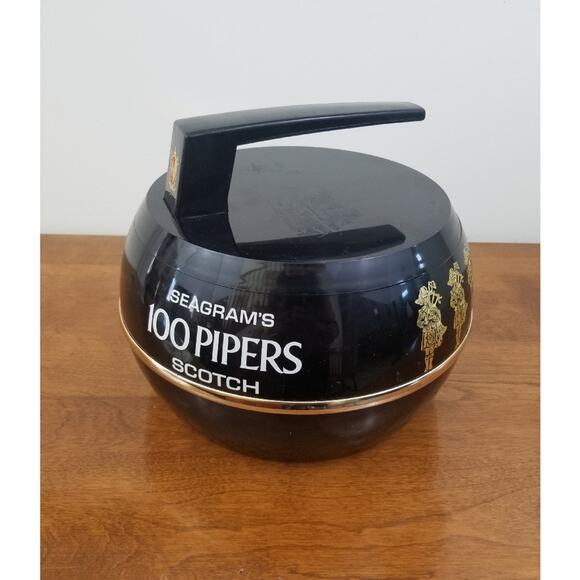 Vintage Seagram's 100 Pipers Deluxe Scotch Whisky Ice Bucket - Picture 4 of 12